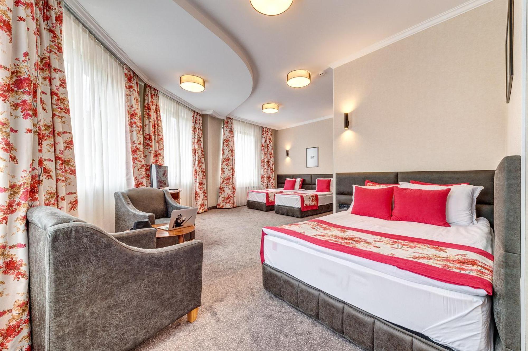 Spa Hotel Kiparis Smoljan Exterior foto