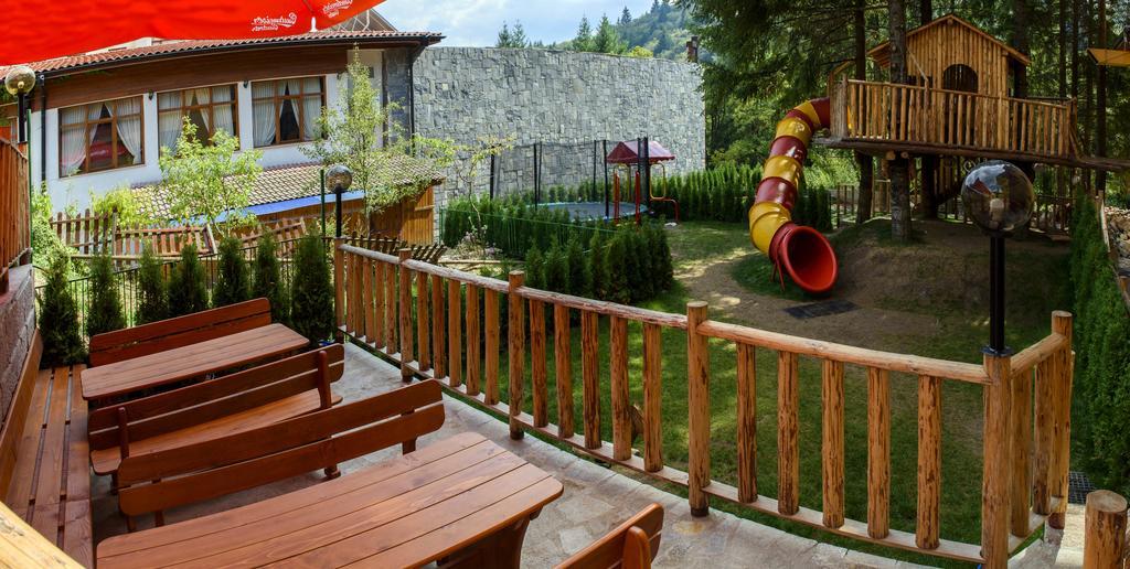 Spa Hotel Kiparis Smoljan Exterior foto